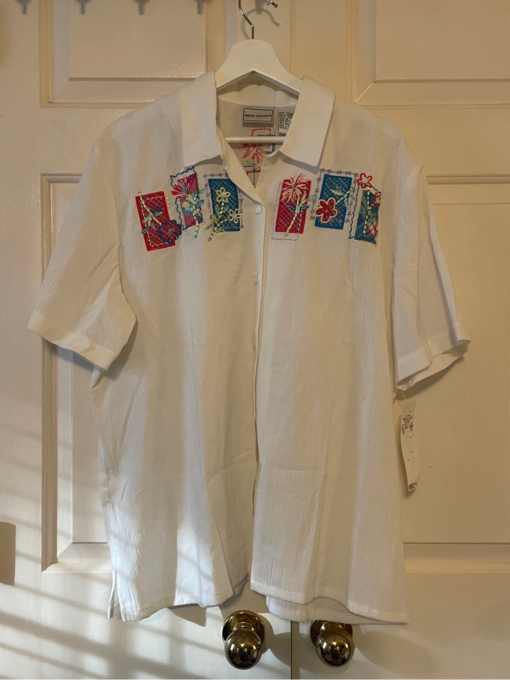 NWT Napa Valley XL White Embroidered Short Sleeve Button Down - Vintage Coastal